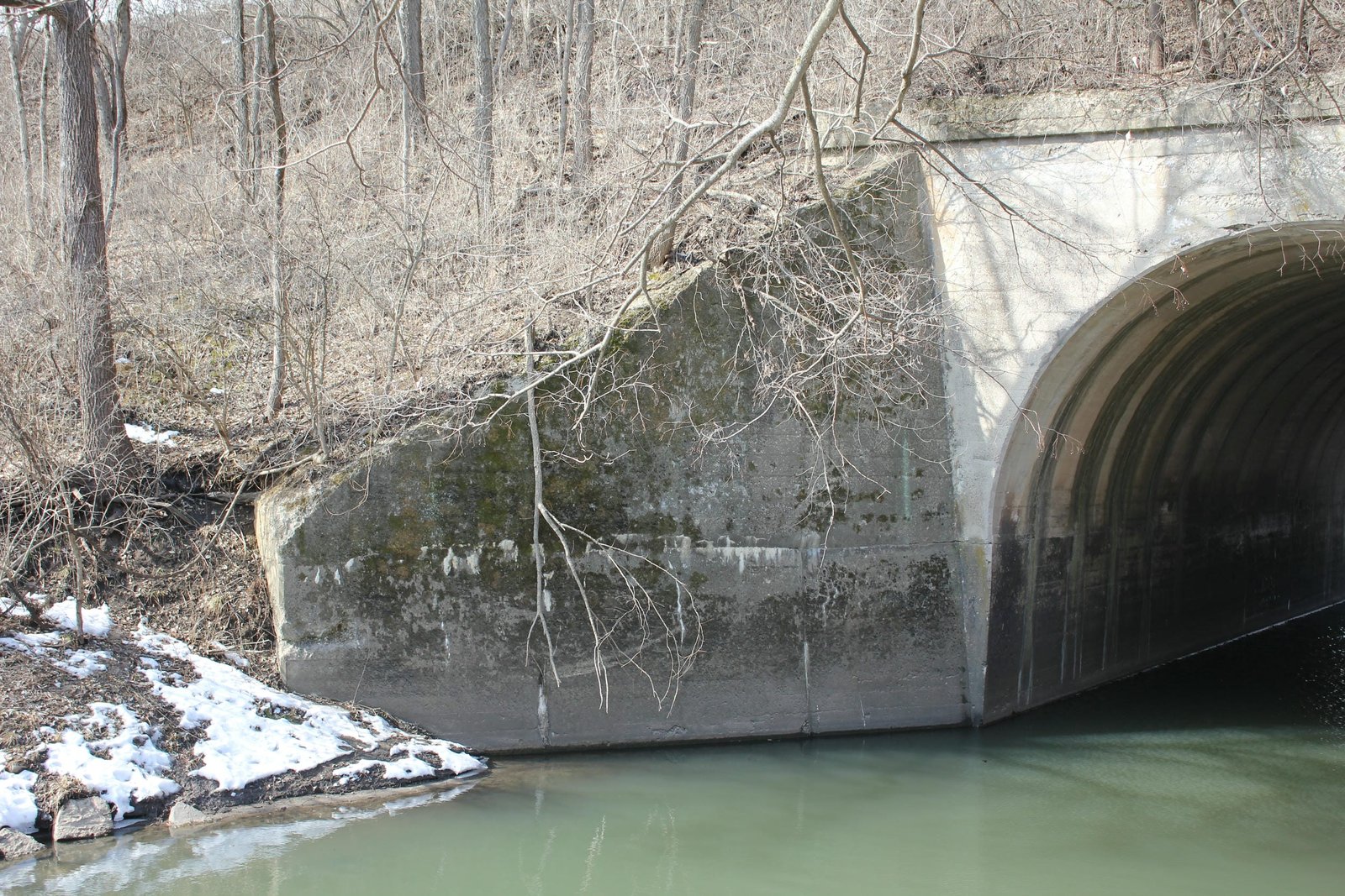 Southwest wing wall